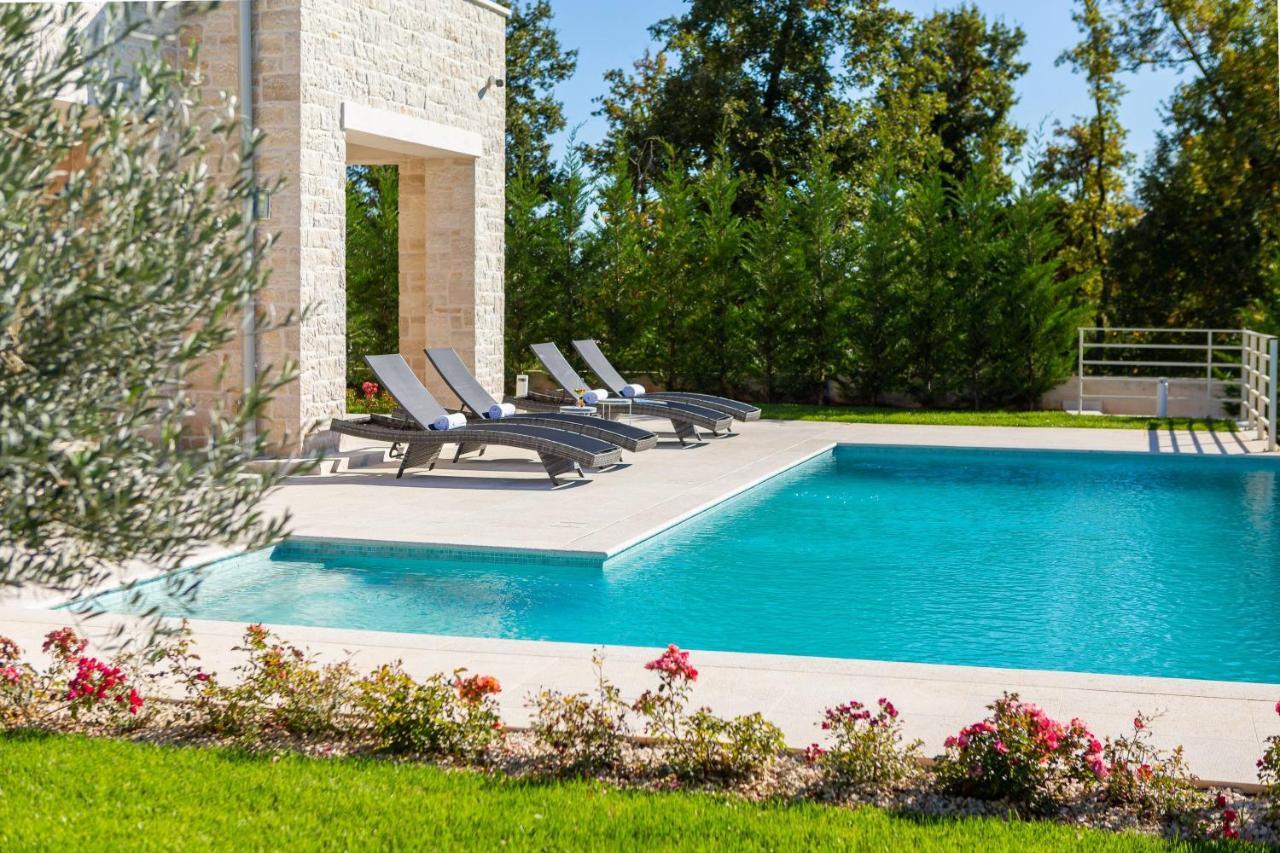 Villa Divine By Ilc Brtonigla Esterno foto